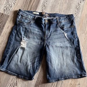 Kut from the kloth Katy boyfriend shorts